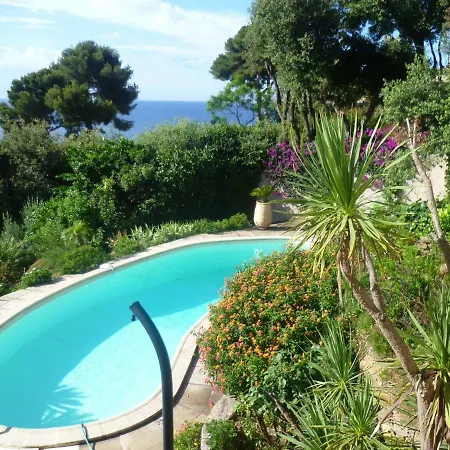 别墅 Du Bau Rouge *