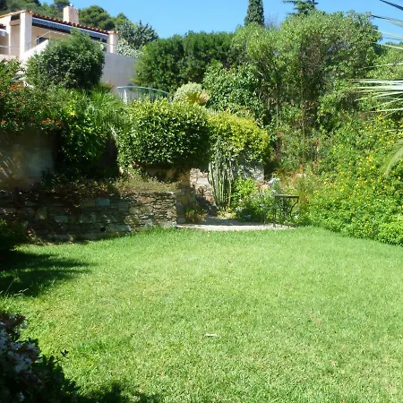 Du Bau Rouge 别墅 *