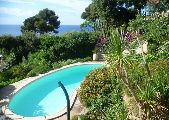 Villa Du Bau Rouge *