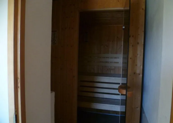 Du Bau Rouge *
